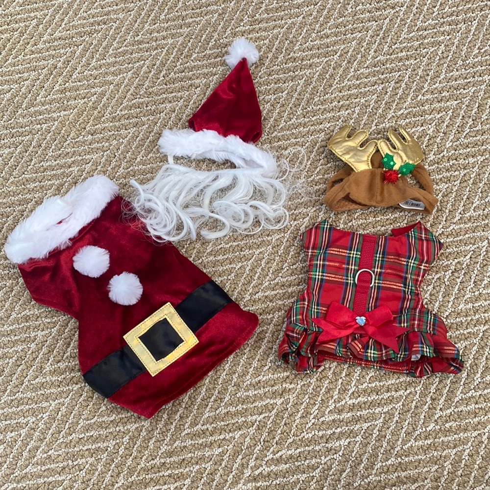 2 Holiday Cat Costumes